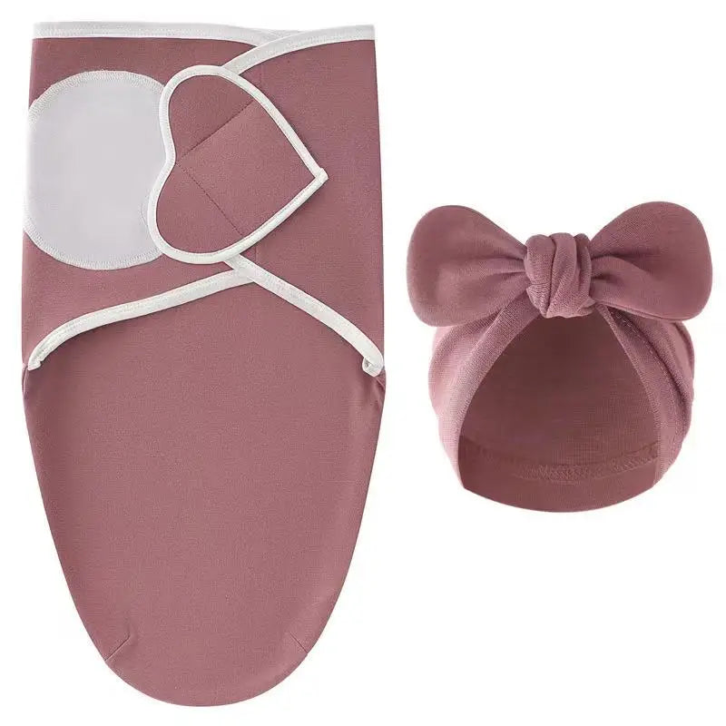 Nid d’ange bébé léger prune, tissu fin et respirant, spécial été et chaleur, adapté aux sorties en poussette par temps chaud