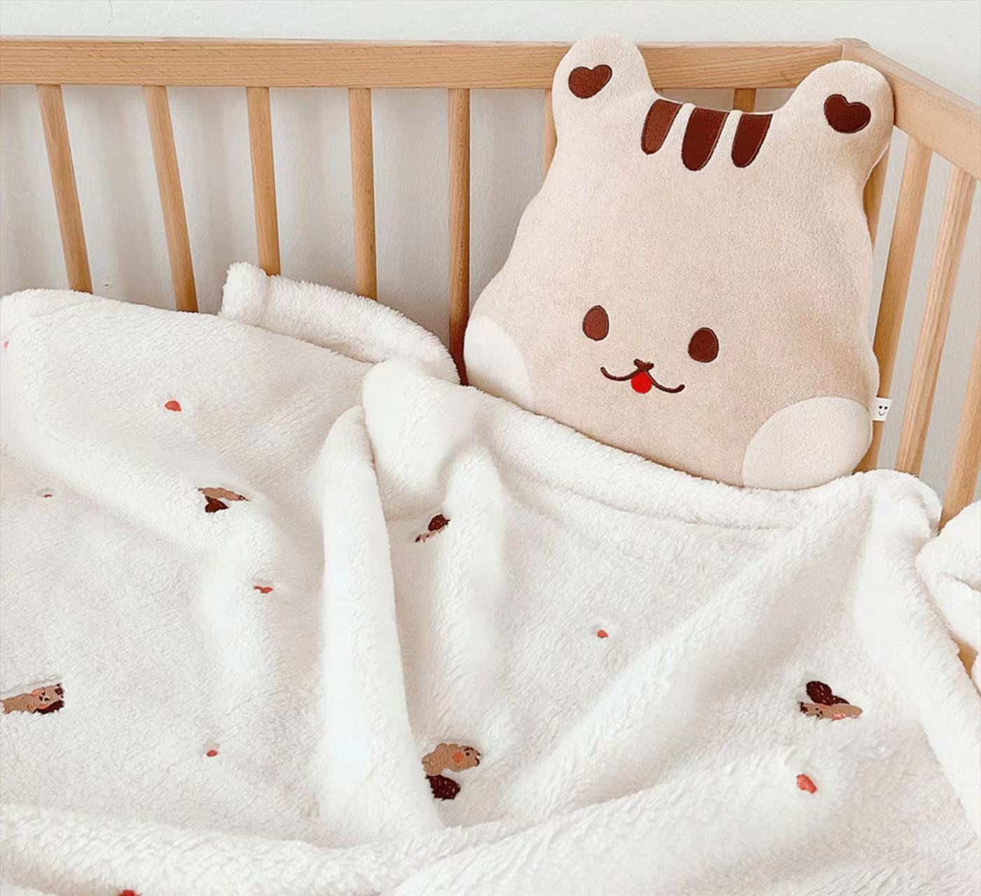 Couverture Bébé Polaire Douce – Motif Lapin
