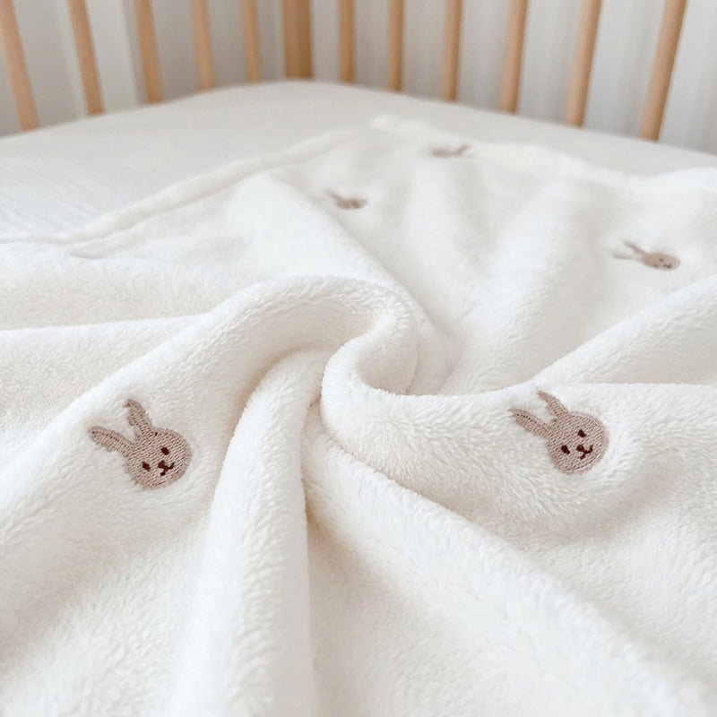 Couverture Bébé Polaire Douce – Motif Lapin